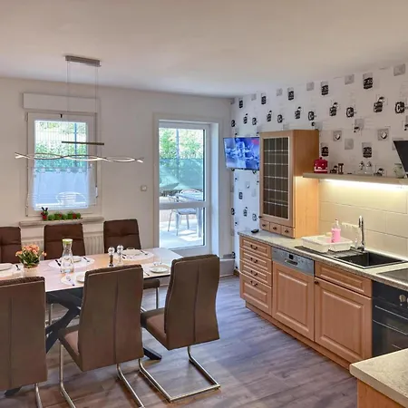 Zur Teufelsmauer Hébergement de vacances *