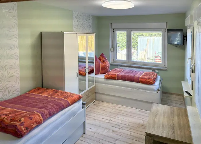 Zur Teufelsmauer בית נופש